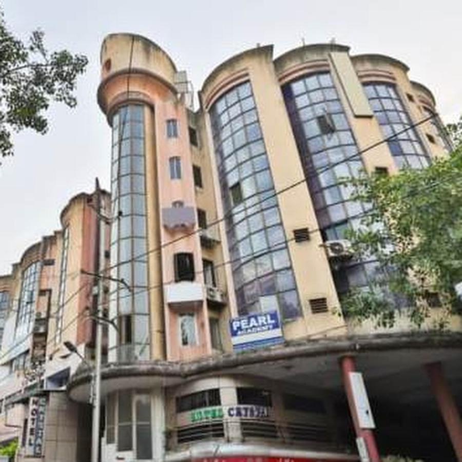 Hotel Amber Railway Station Vadodara Exterior foto